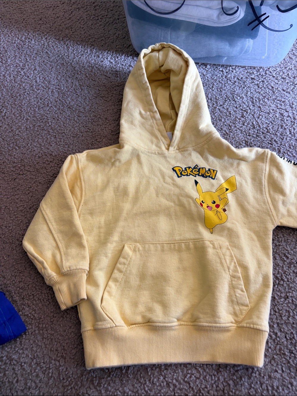 B73 Zara X Pokémon 6y Pikachu Yellow Kids Hoodie Sweatshirt
